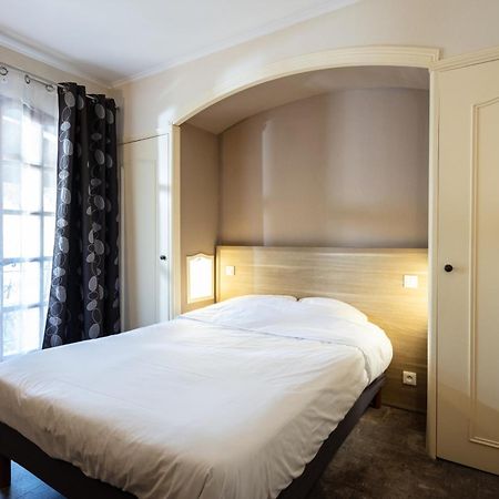 Auberge De La Tour -Appartements- Valros Εξωτερικό φωτογραφία